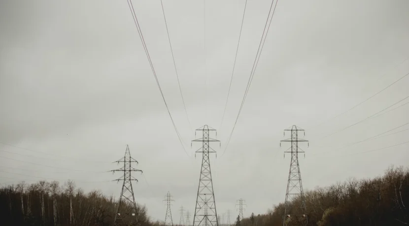 telfa-linie-napowietrzne-01 Linie napowietrzne wysokiego napięcia w terenie otwartym
